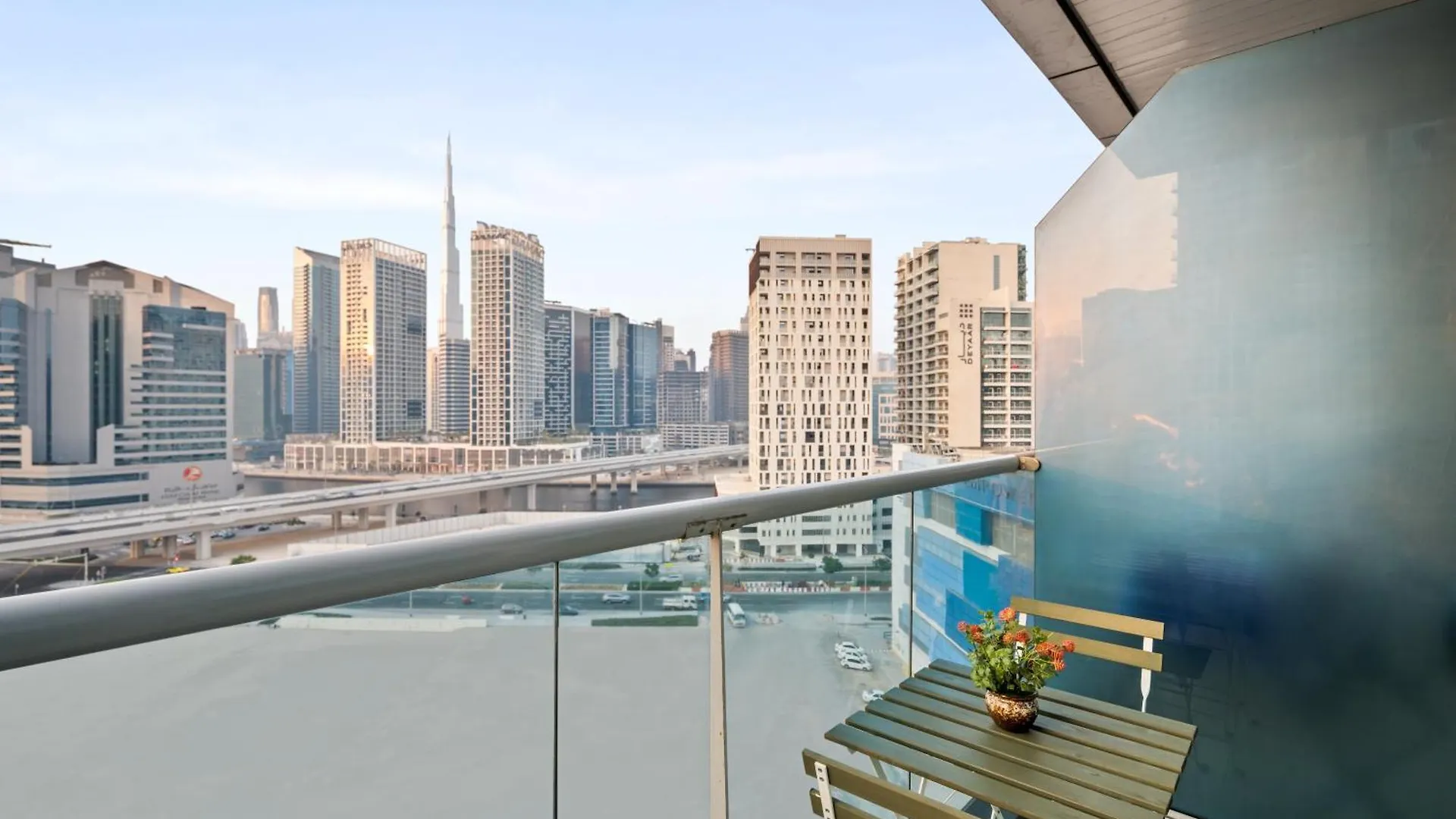 Cozy Business Bay Studio With Burj Khalifa View Dubai