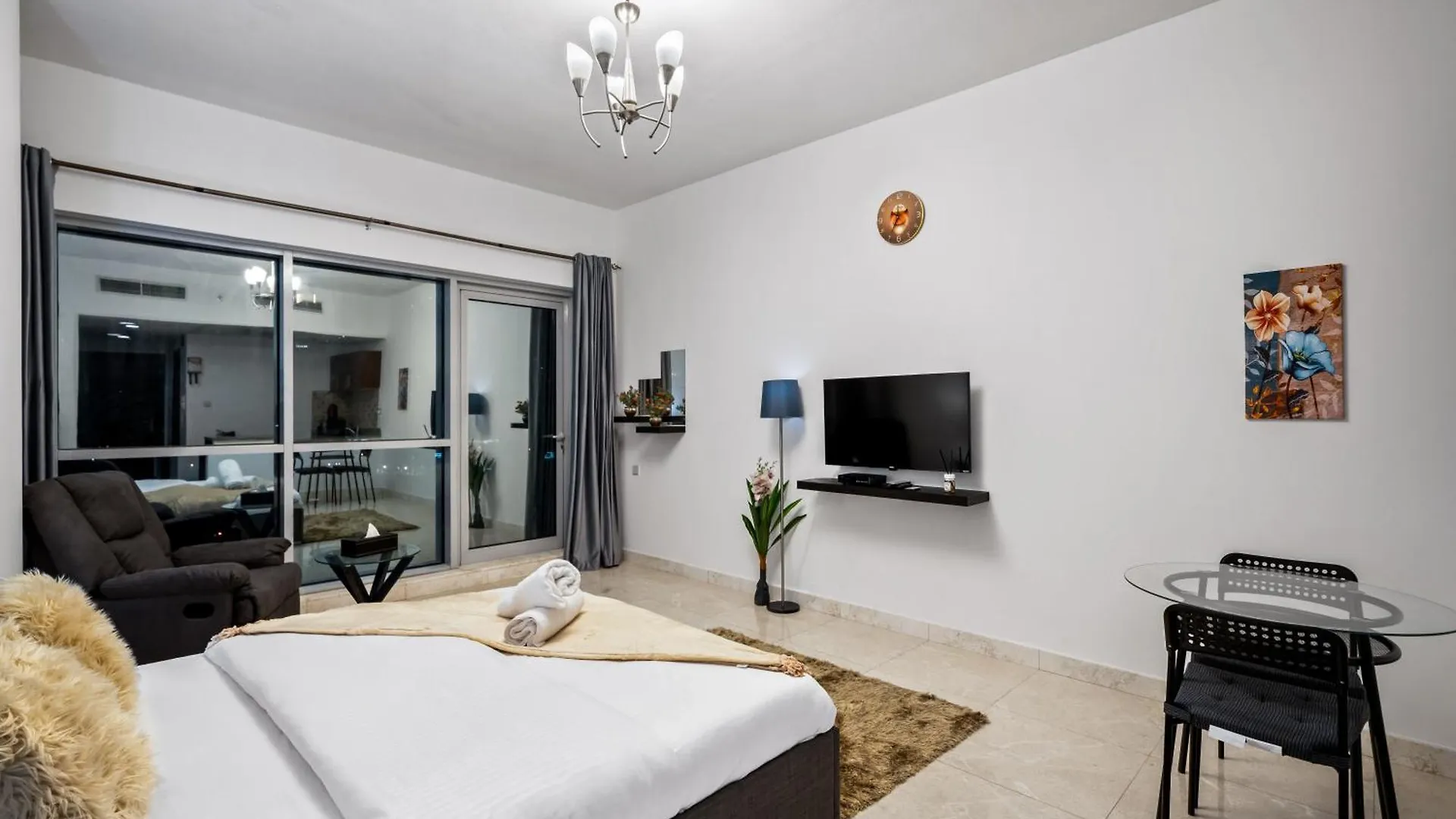 Cozy Business Bay Studio With Burj Khalifa View Dubai 0*,